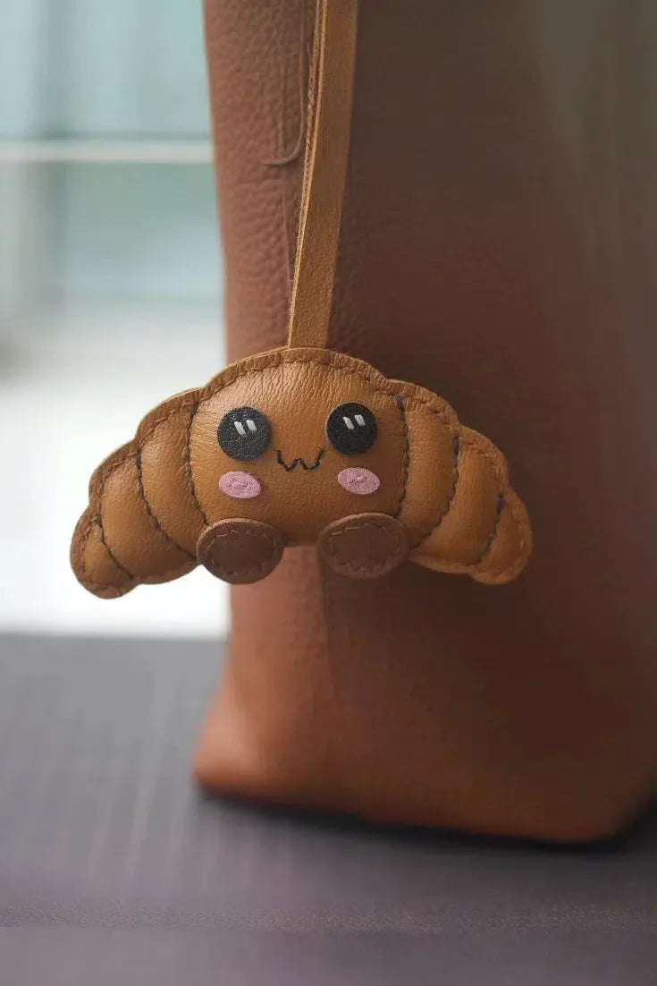 Croissant – Chic design – Bag charm-15137986052480-Santi Vento Atelier