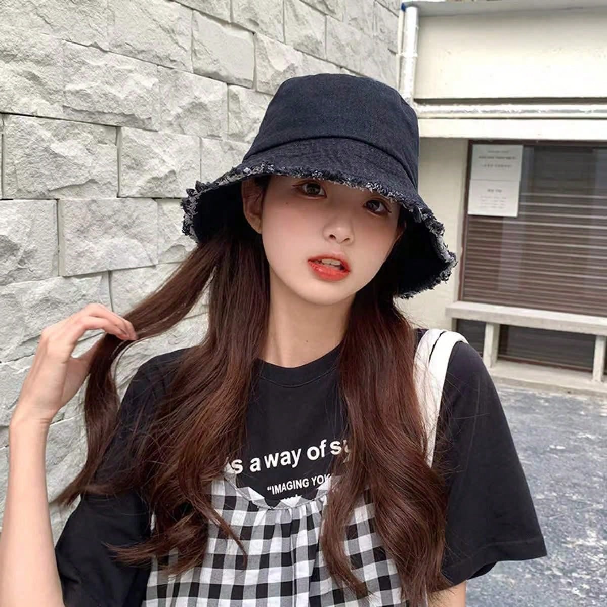 Delvia – Frayed brim – Denim bucket hat-15145725264256-Santi Vento Atelier