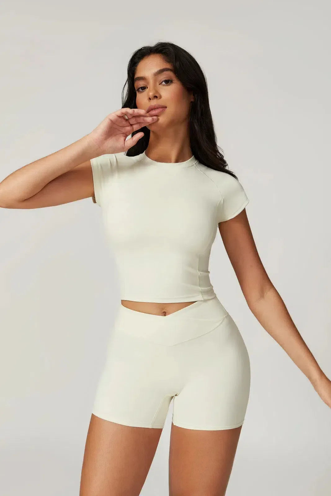 Kaimana – Cropped fit – Top & shorts set-15138003091840-Santi Vento Atelier