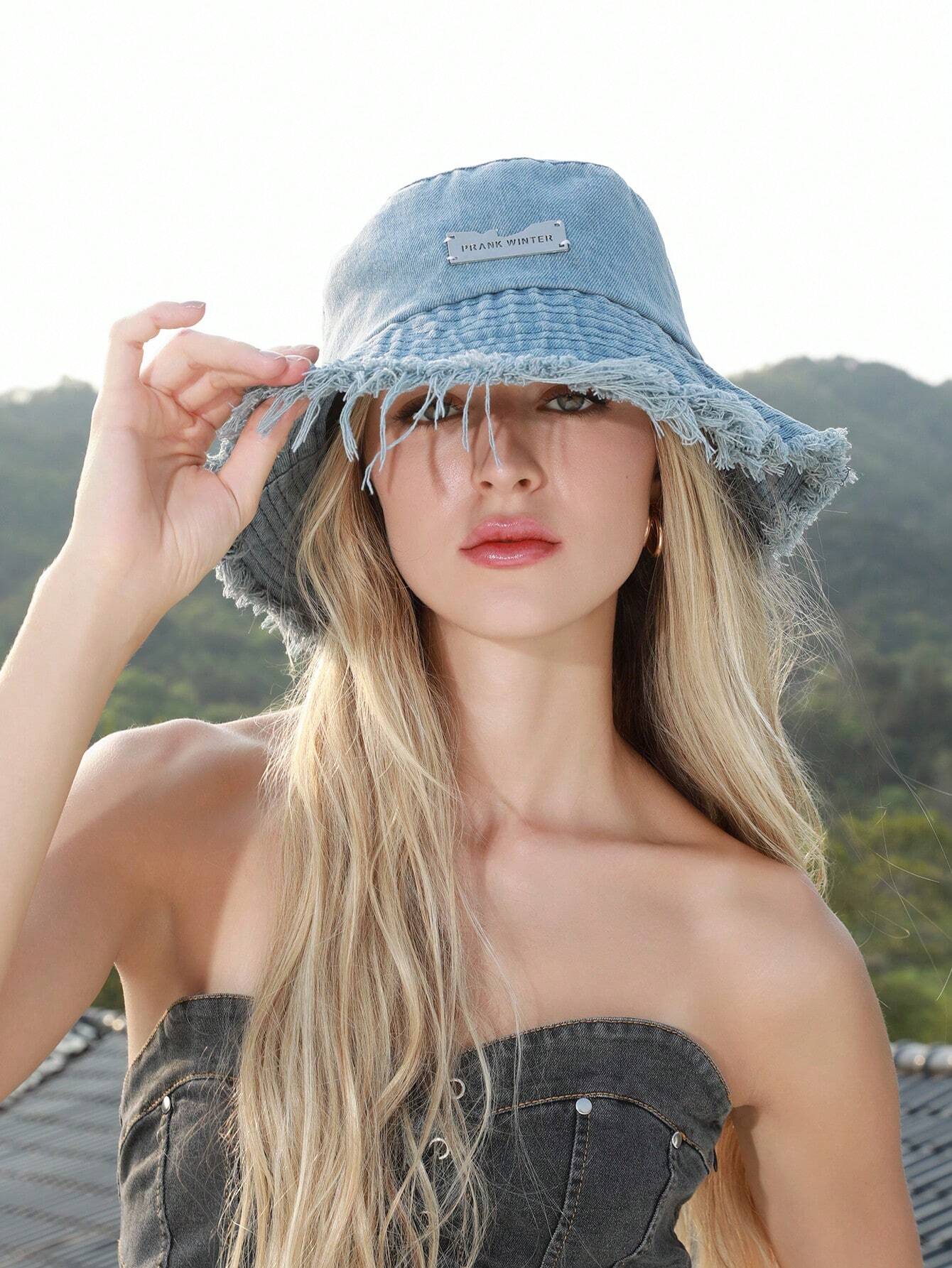 Lioré – Distressed edge – Washed denim bucket hat-15145725559168-Santi Vento Atelier