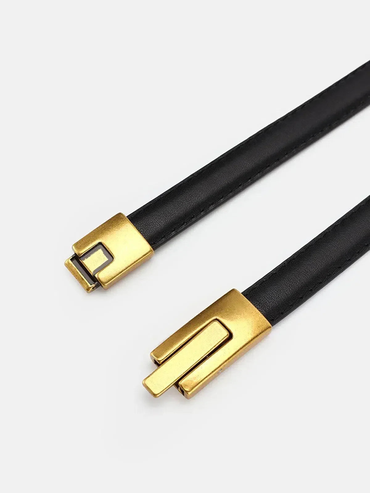 Lyra – Sleek durable finish – Faux leather belt-15137956069760-Santi Vento Atelier