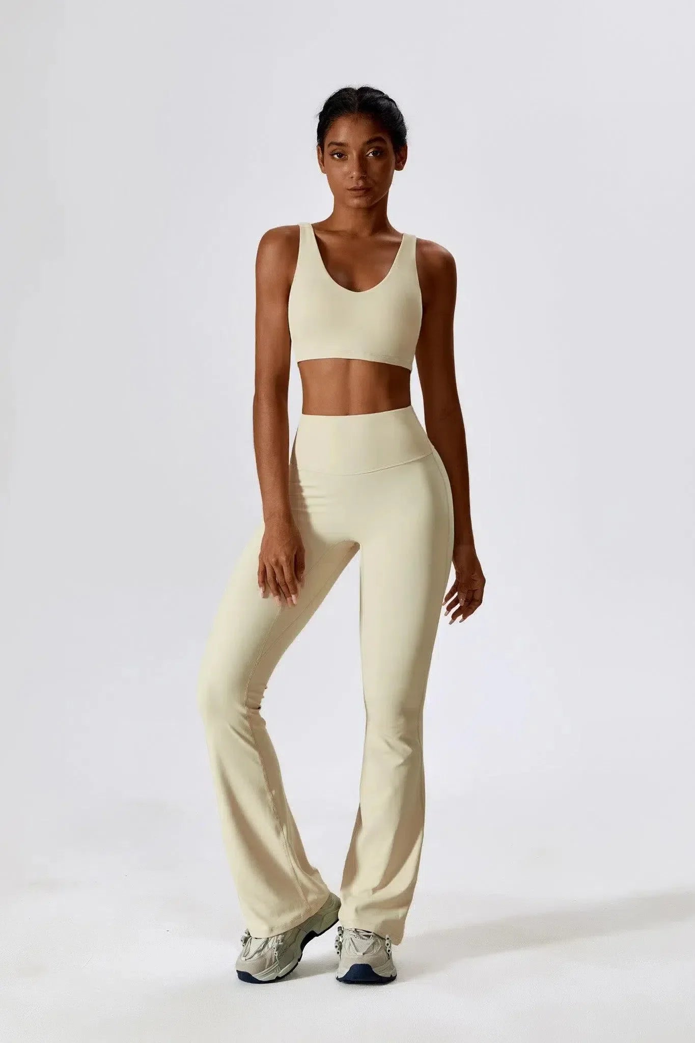 Mariuccia – Scoop neckline – Sports bra & flared leggings set-15138002960768-Santi Vento Atelier