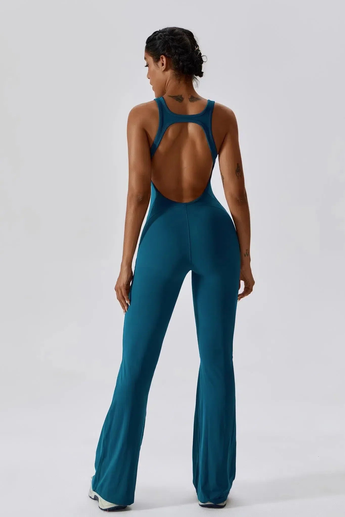 Noelia – Open-back design – Form-fitting jumpsuit-15137996800384-Santi Vento Atelier