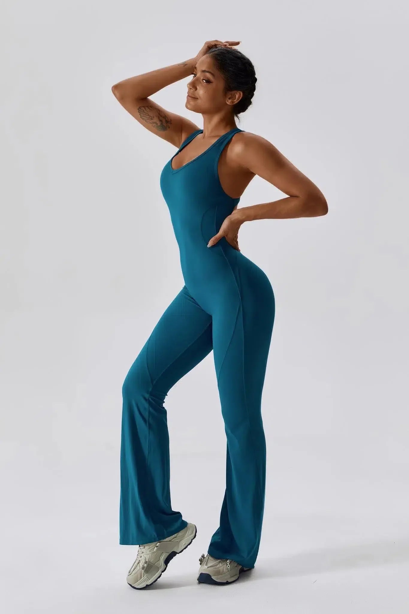 Noelia – Open-back design – Form-fitting jumpsuit-15137996800384-Santi Vento Atelier