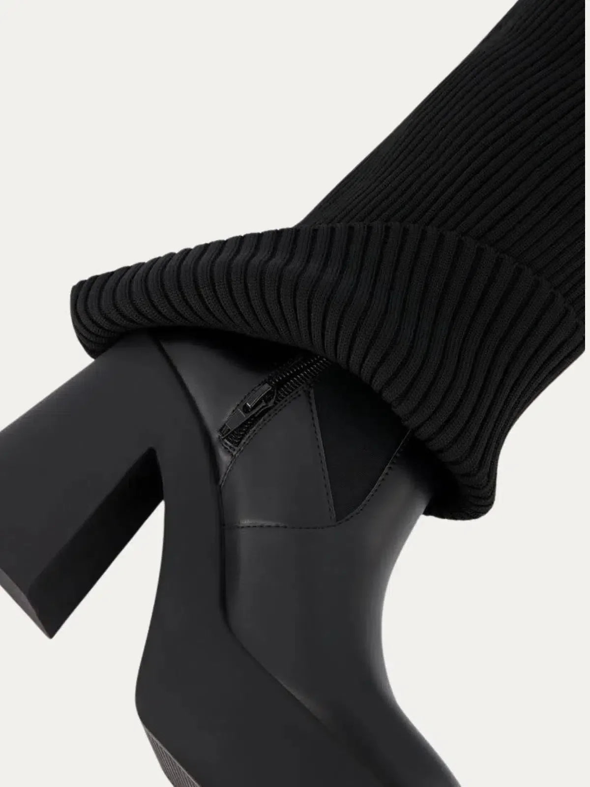 Raffaella – Chunky sole – Bold platform boots-15137991197056-Santi Vento Atelier