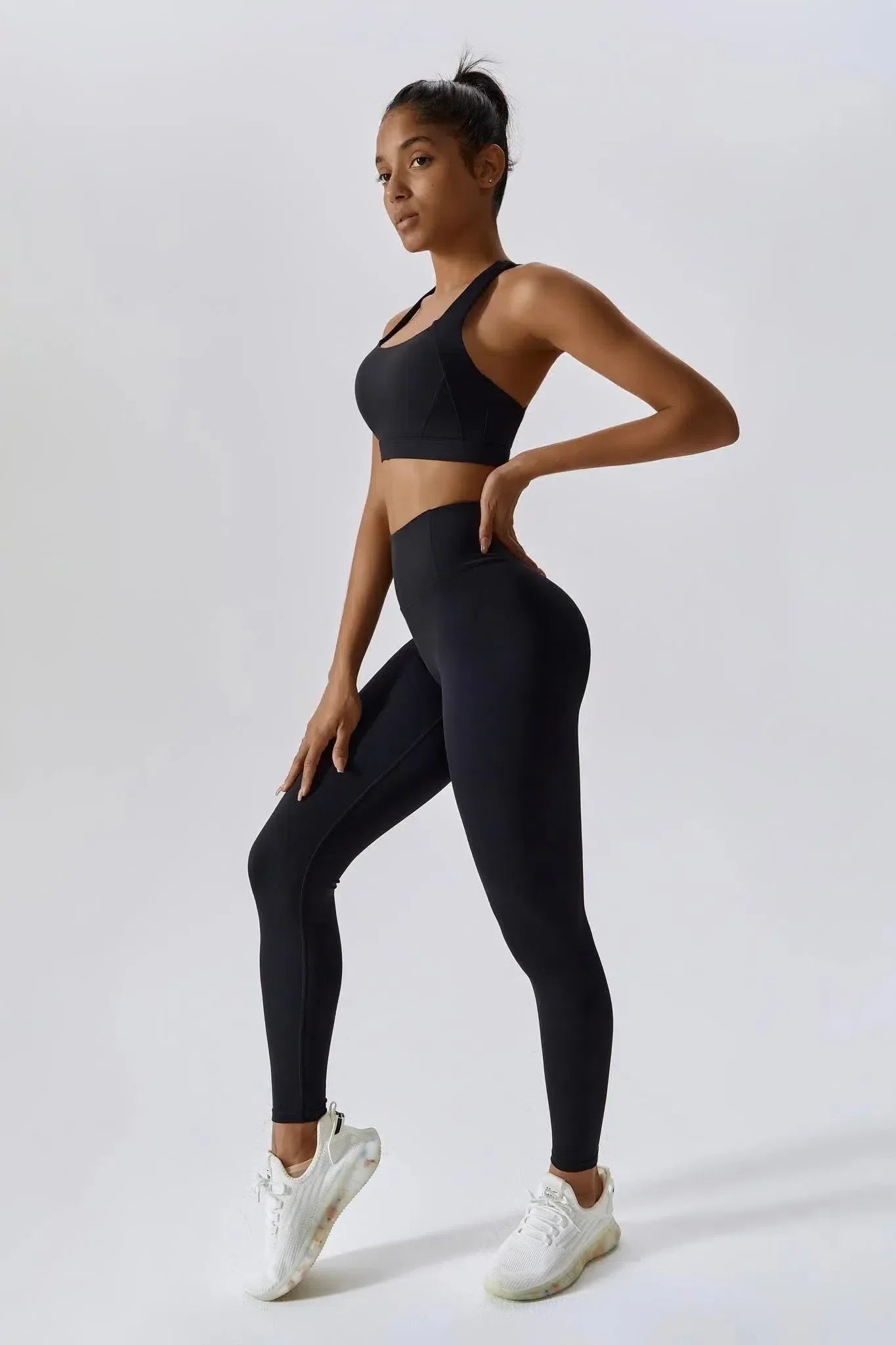 Salvatrice – 3-piece set – Sculpting activewear-15138002764160-Santi Vento Atelier
