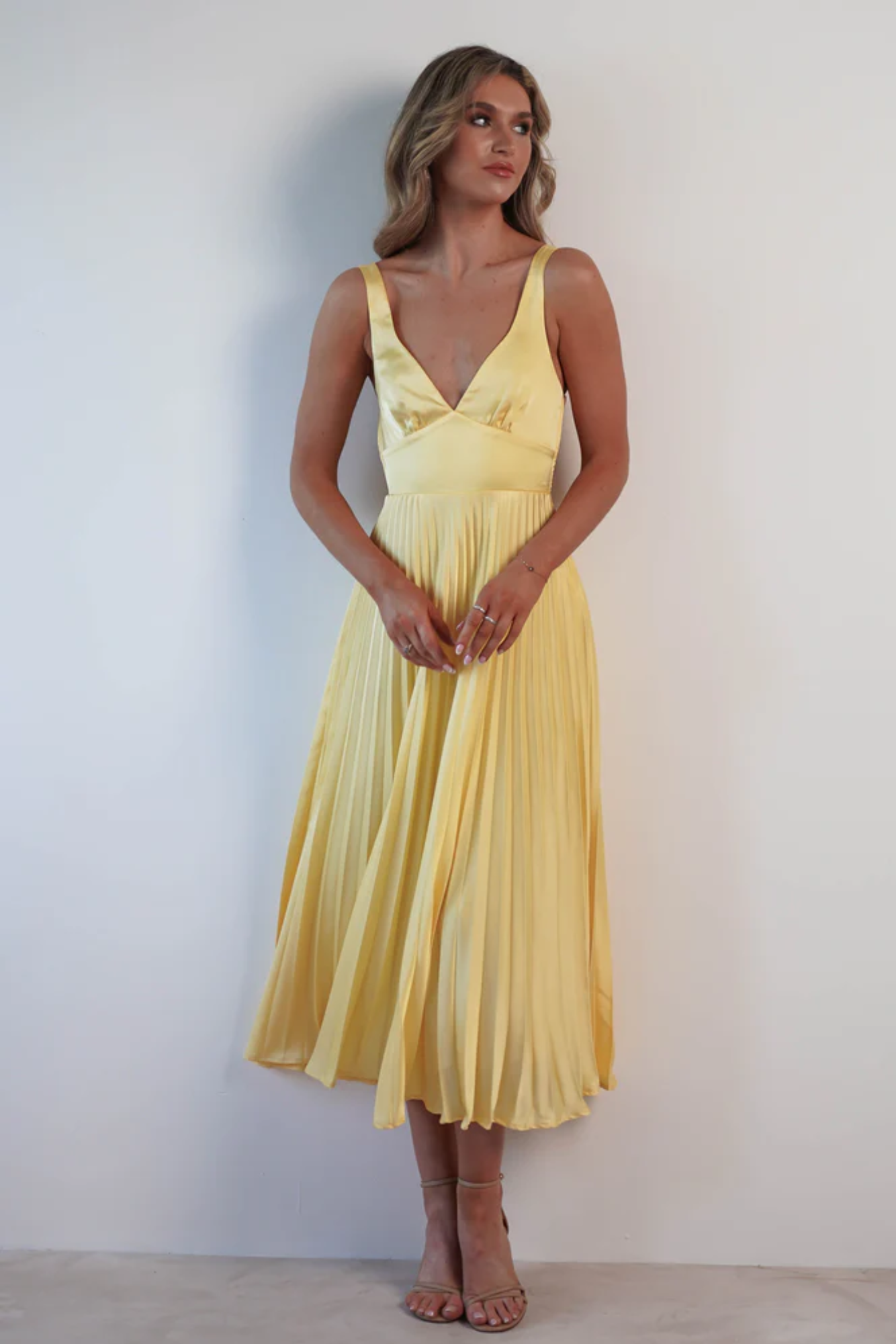 Solarique – Pleated flow – Sleeveless midi dress-15151056552320-Santi Vento Atelier