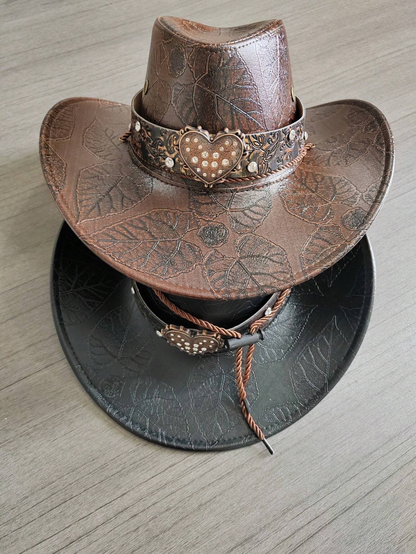 Vallentra – Embossed heart detail – Cowboy hat-15143509459328-Santi Vento Atelier
