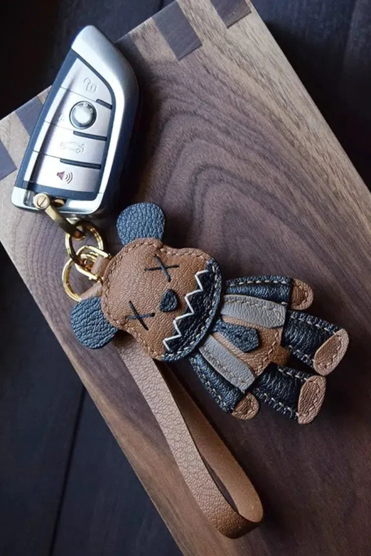 Violent Bear – Bold theme – Bag charm-15137986019712-Santi Vento Atelier