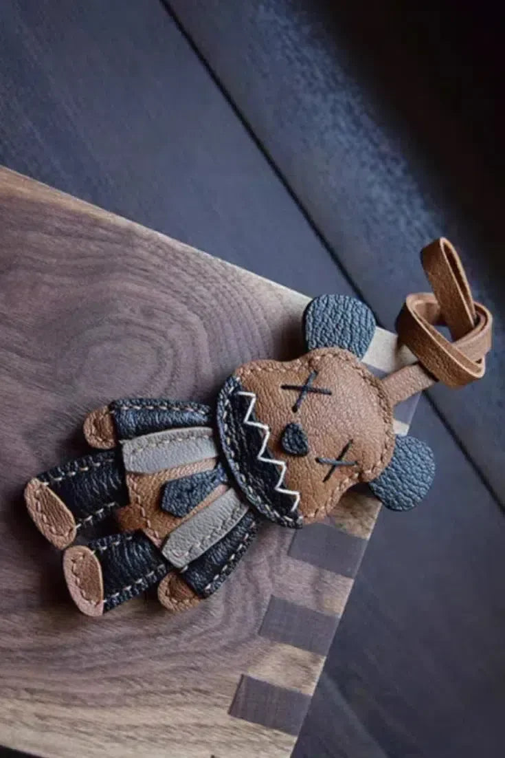 Violent Bear – Bold theme – Bag charm-15137986019712-Santi Vento Atelier