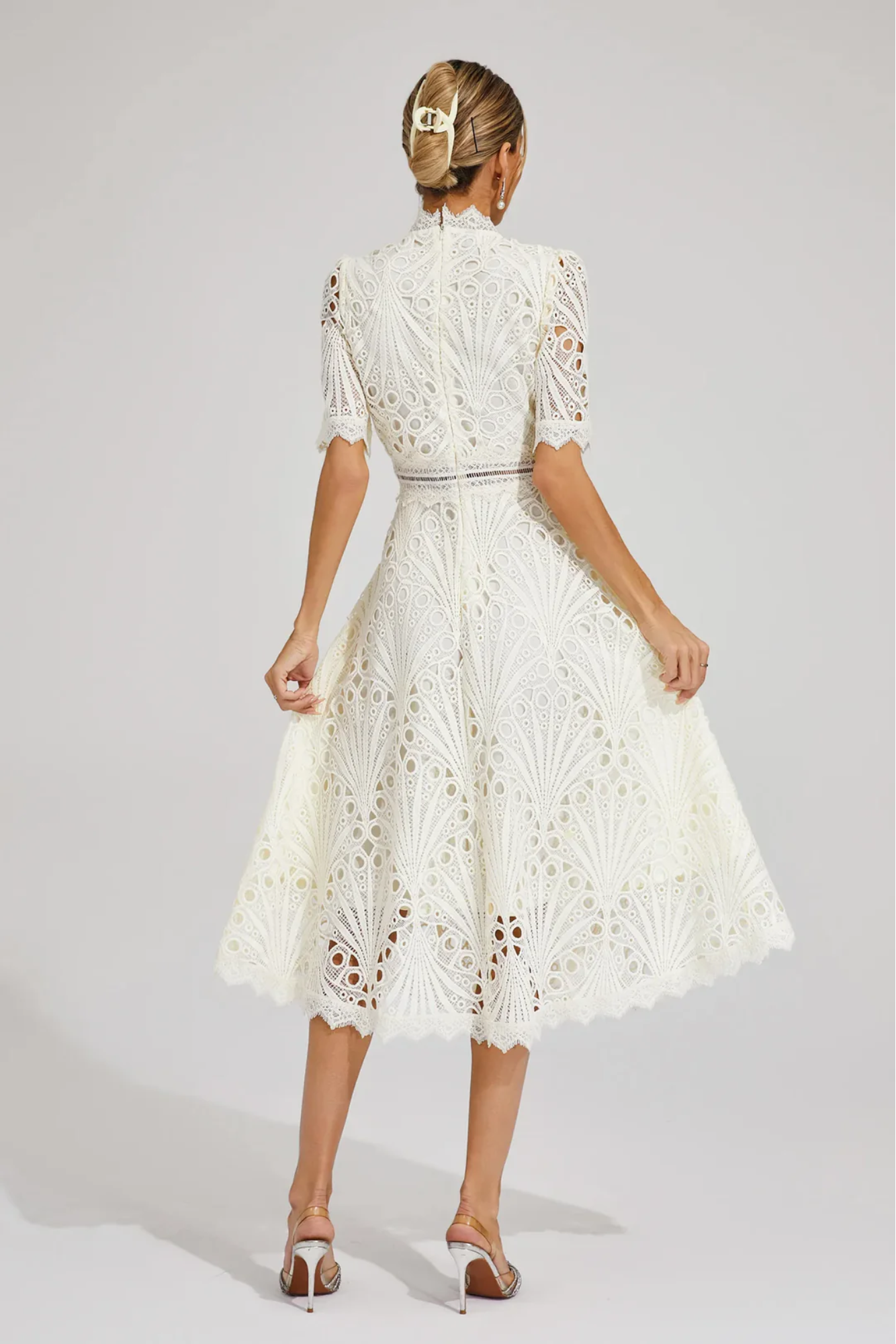 Charlisse – Delicate lace elegance – Midi dress-15139772629376-Santi Vento Atelier