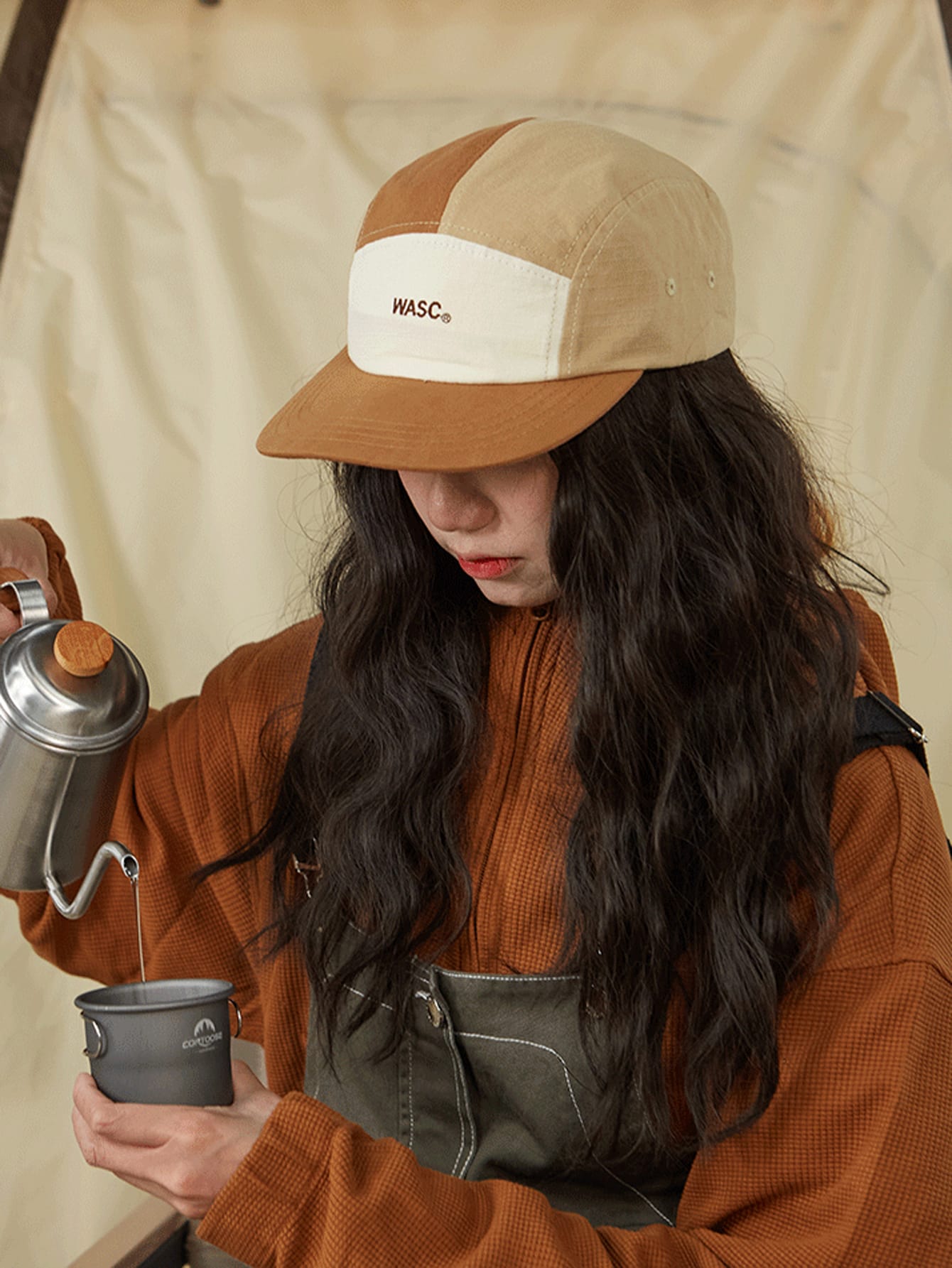 Montwade – Panelled utility – 5-panel cap-15144695792000-Santi Vento Atelier