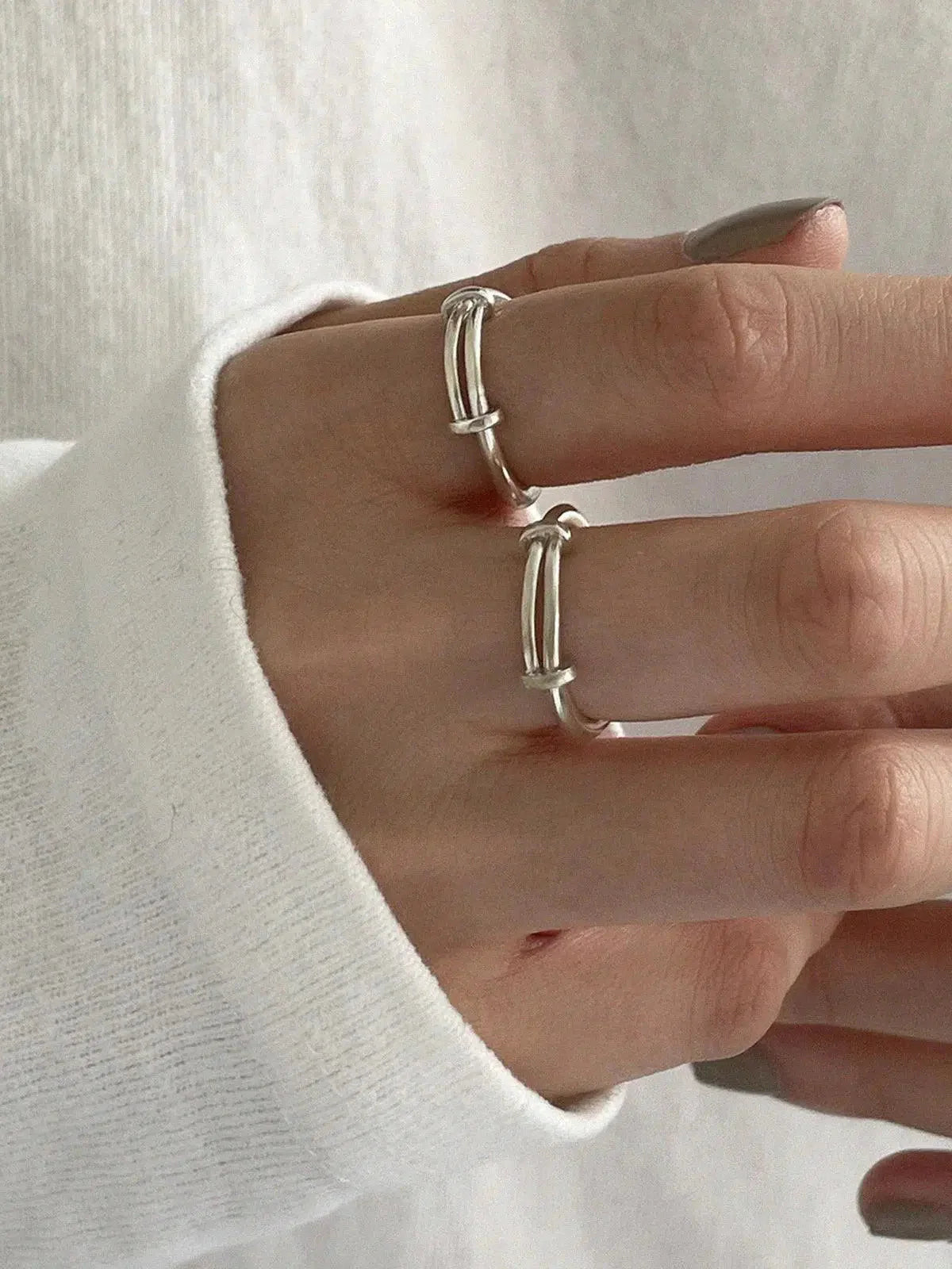 Auressa – Minimalist design – Adjustable ring-15137988444544-Santi Vento Atelier