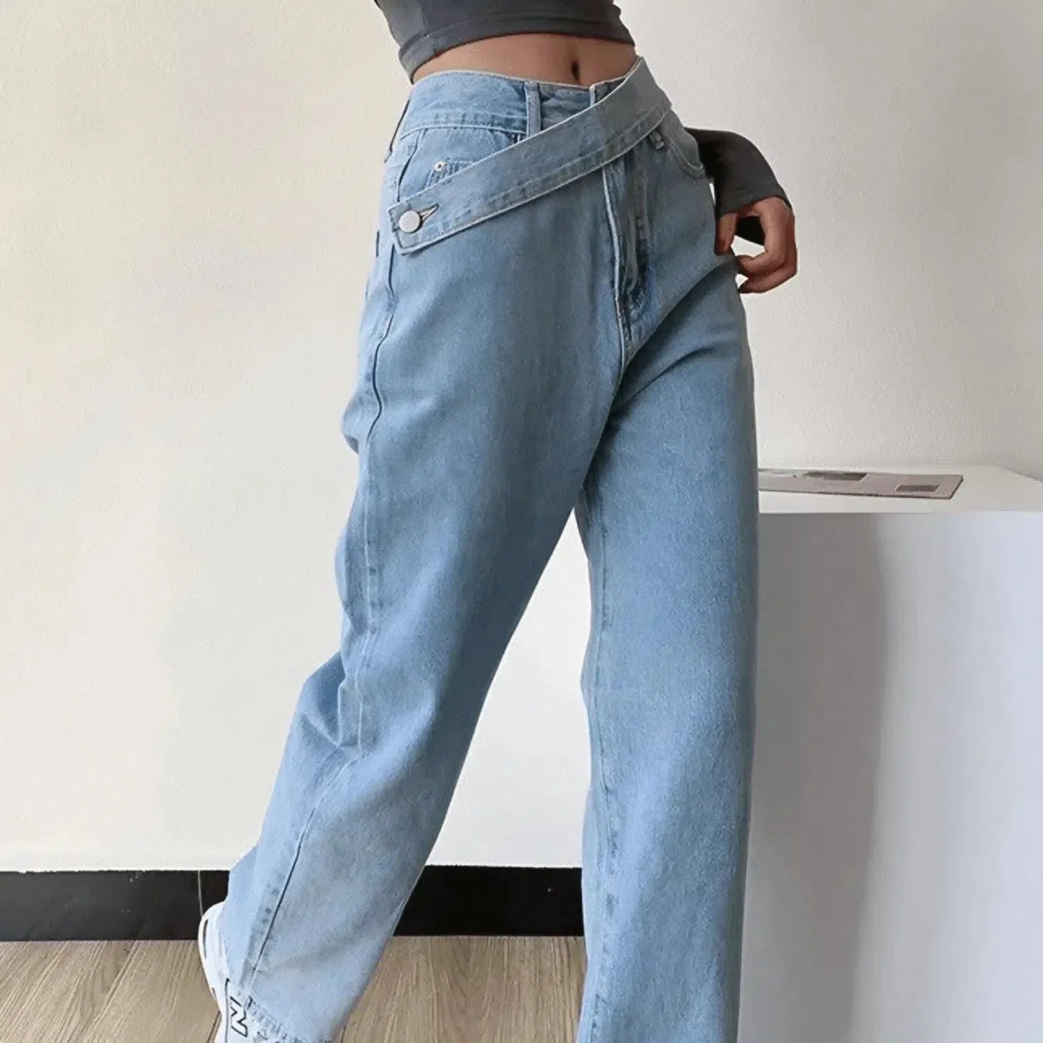 Casila – Asymmetrical closure – Straight-leg jeans-15140932944256-Santi Vento Atelier