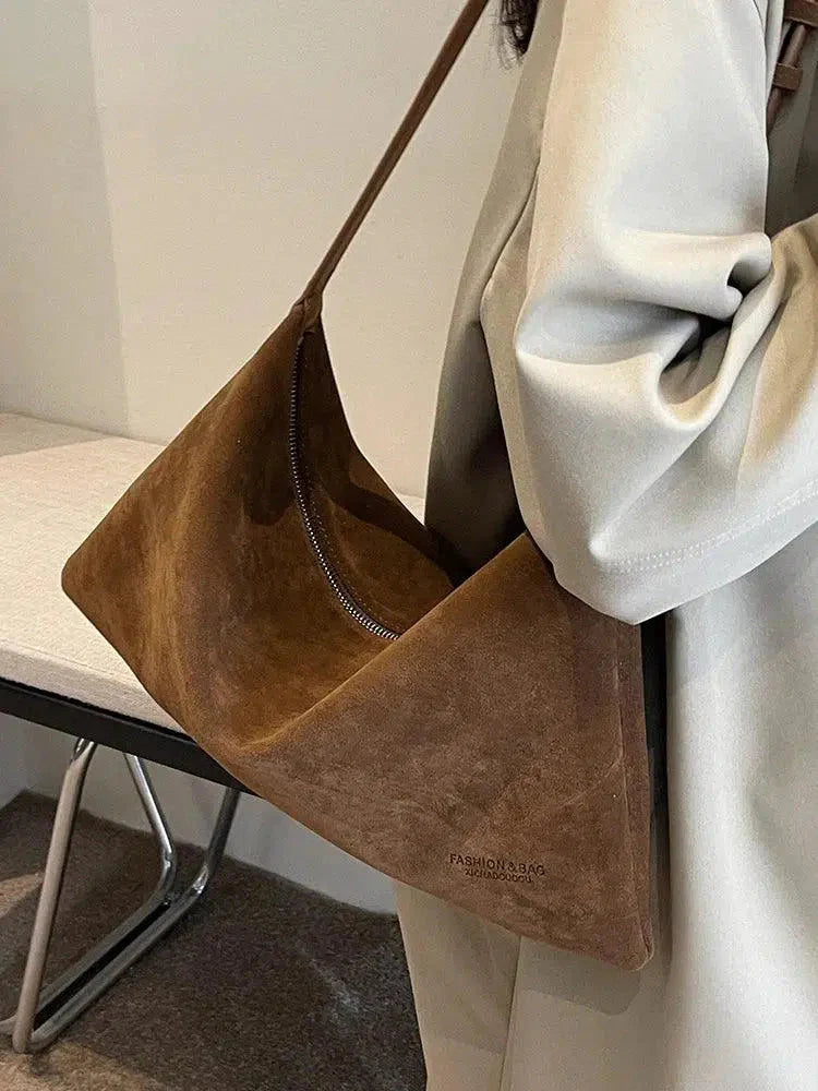 Claudia – Classic refined design – Suede crossbody-15137974223232-Santi Vento Atelier