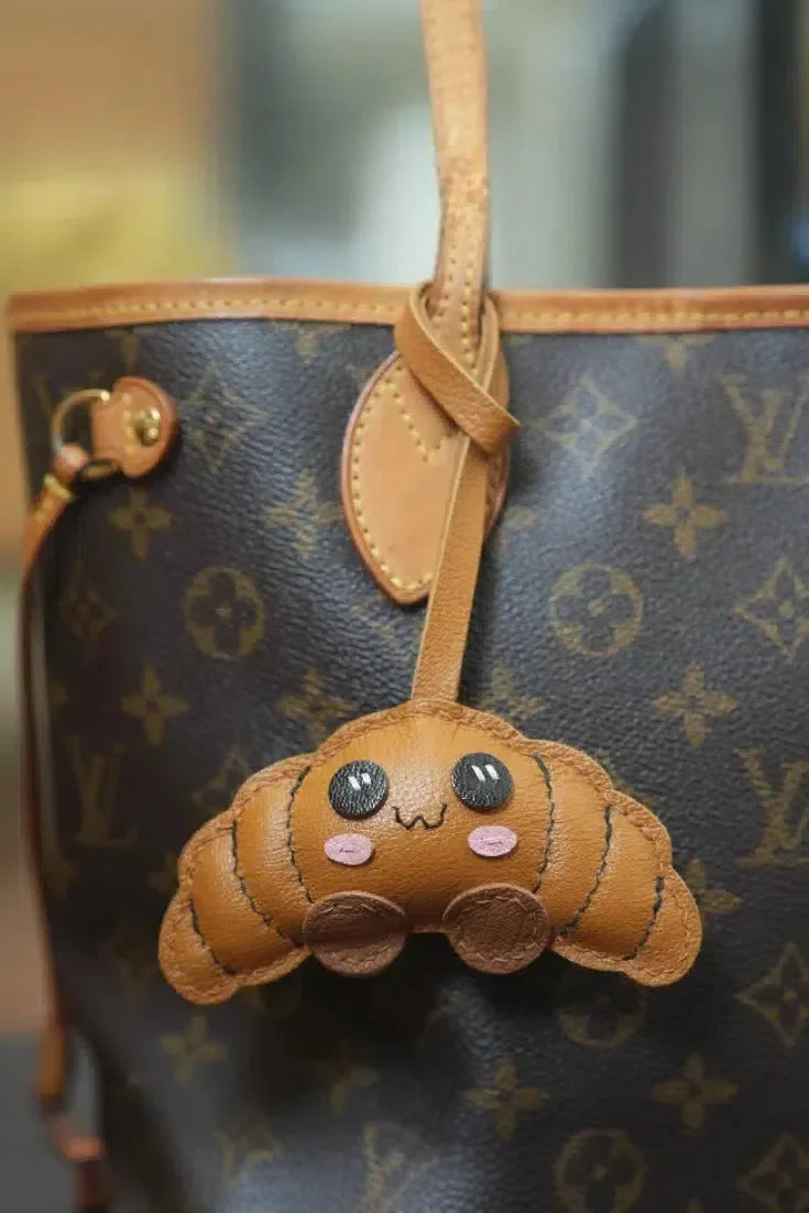 Croissant – Chic design – Bag charm-15137986052480-Santi Vento Atelier
