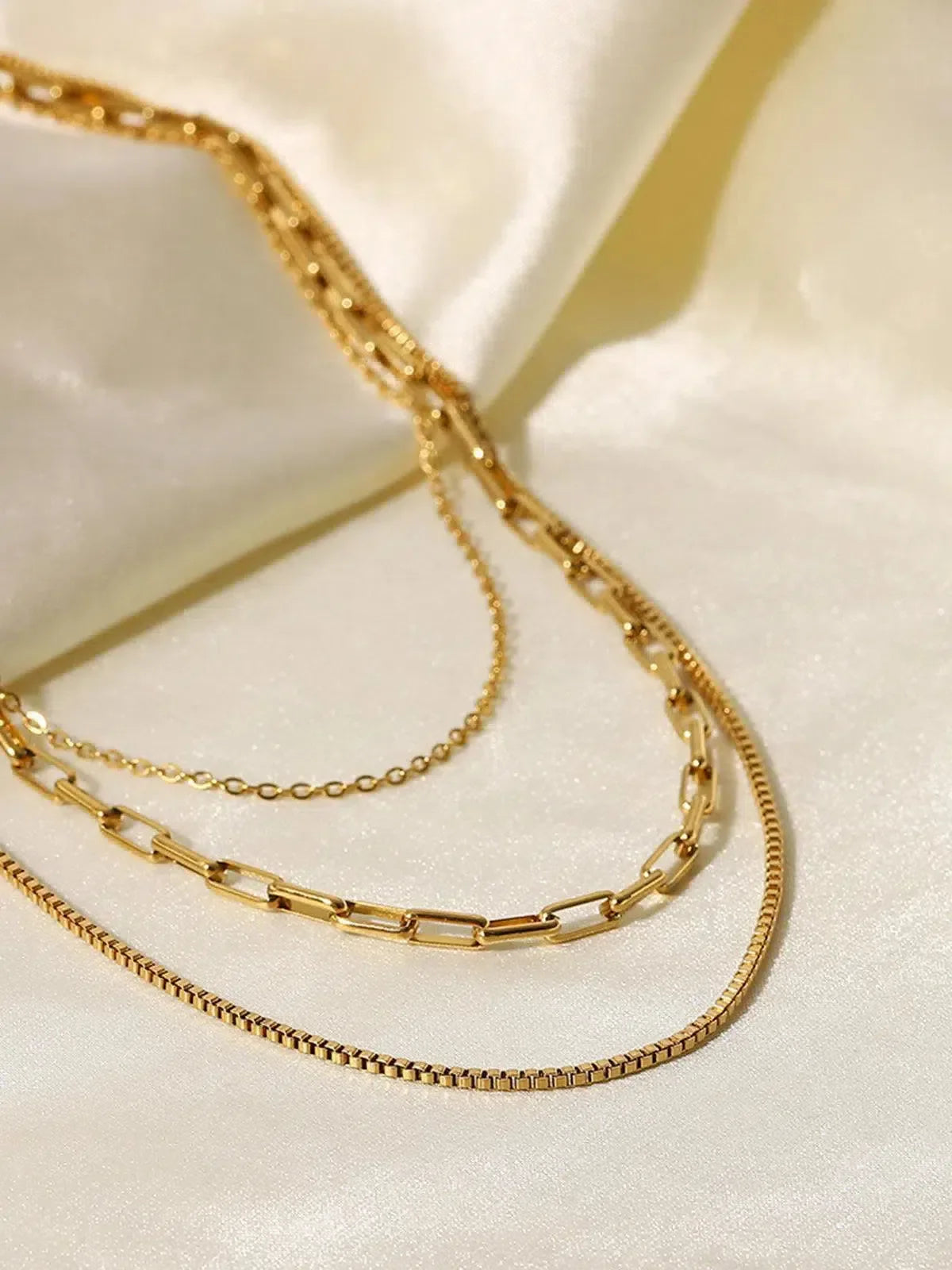 Étoile – Parisian chic design – Layered necklace-15137989067136-Santi Vento Atelier