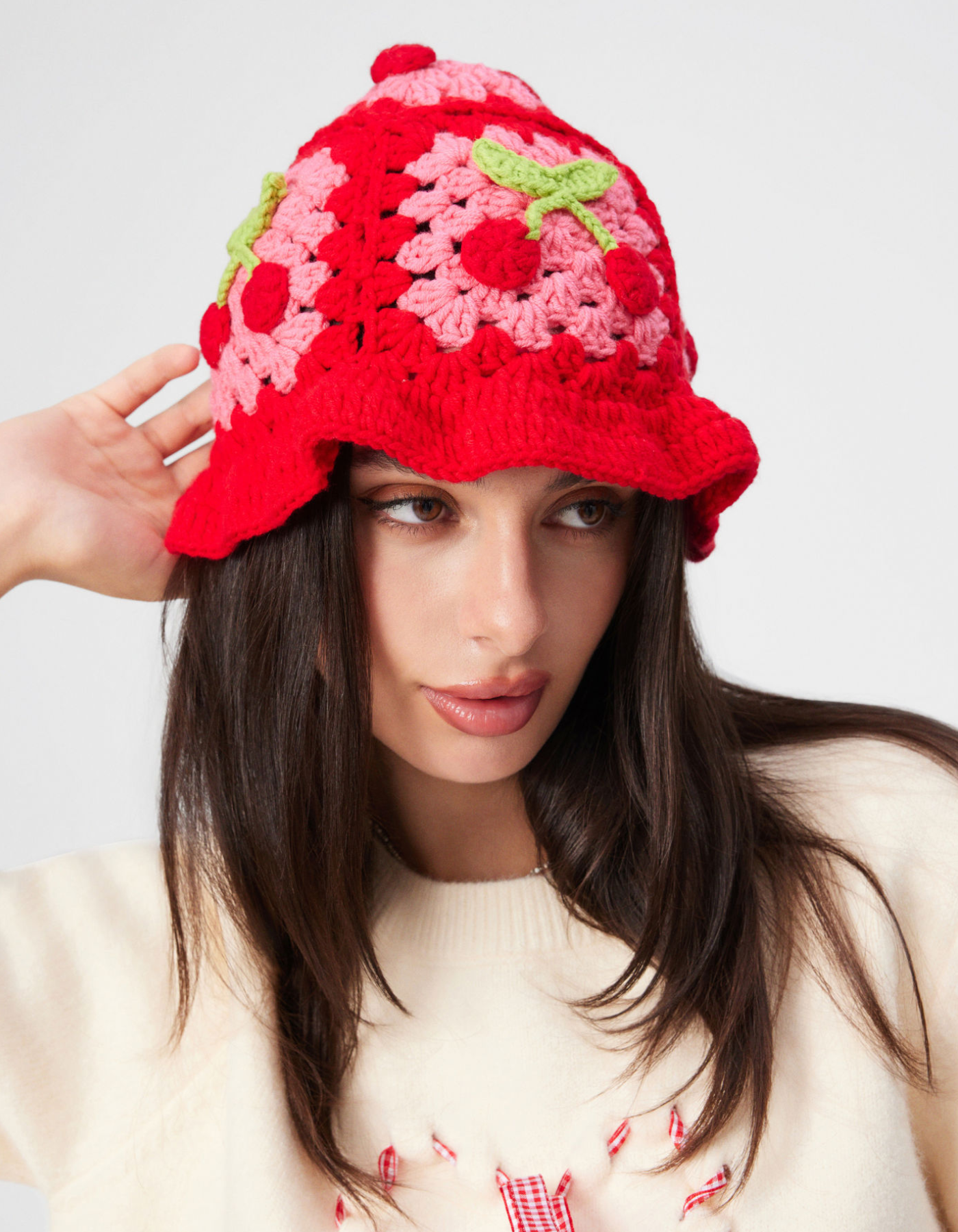 Frambella – Strawberry motif – Crochet hat-15144671773056-Santi Vento Atelier