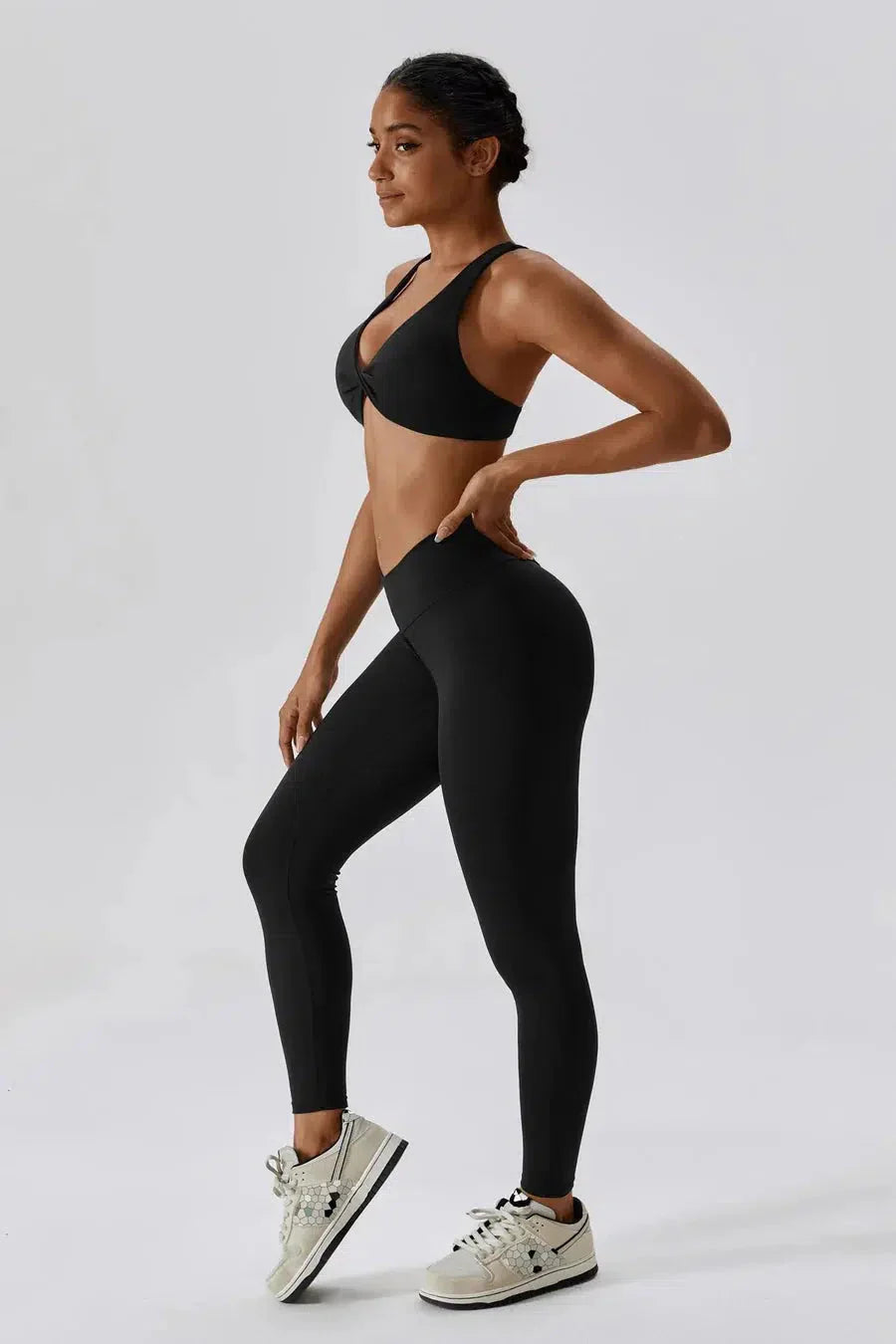 Lorelei – Crossback straps – Sculpting sports bra-15138001060224-Santi Vento Atelier