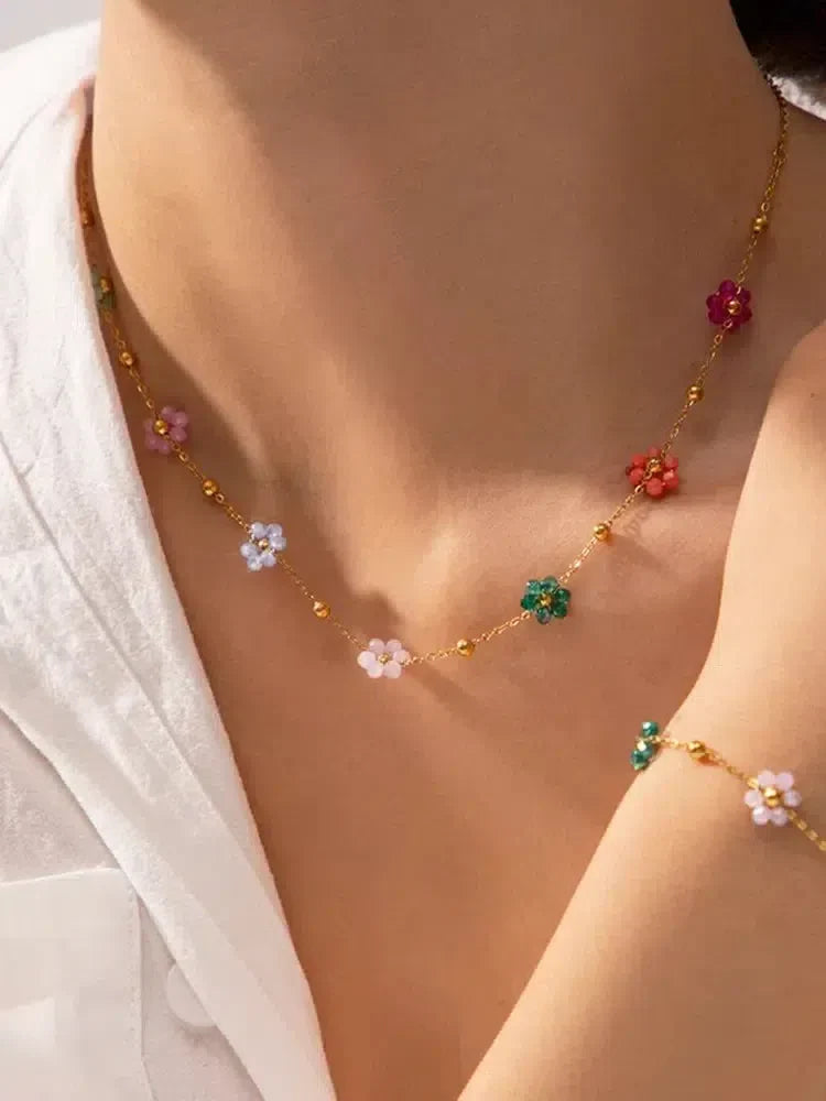Maevia – Handcrafted floral beads – Flower pendant-15137989034368-Santi Vento Atelier