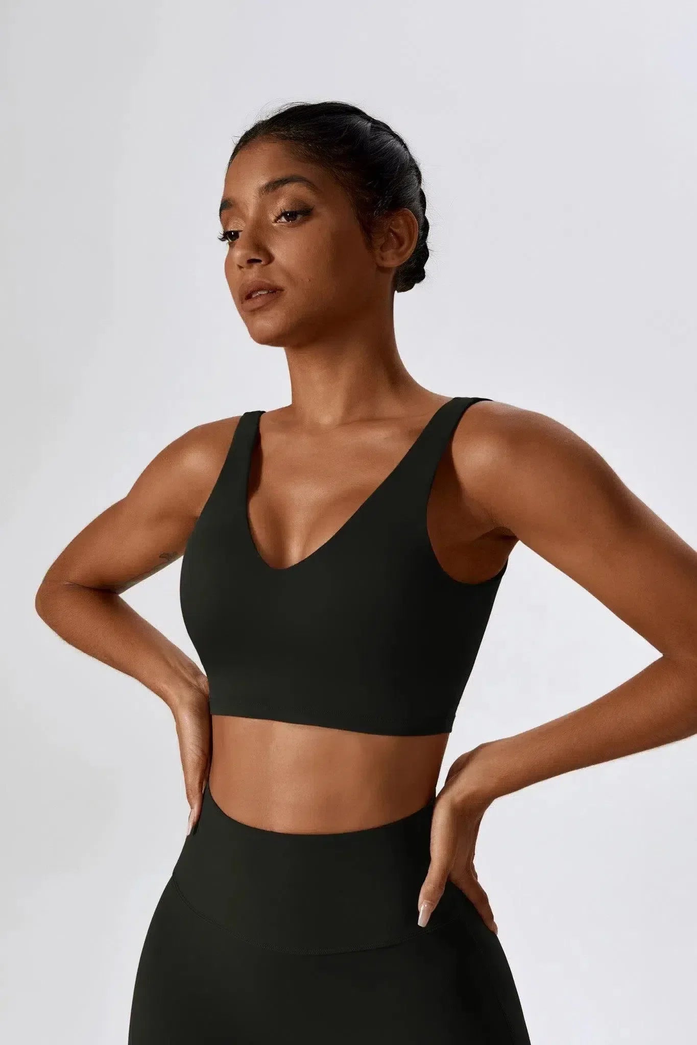 Mariuccia – Scoop neckline – Sports bra & flared leggings set-15138002960768-Santi Vento Atelier