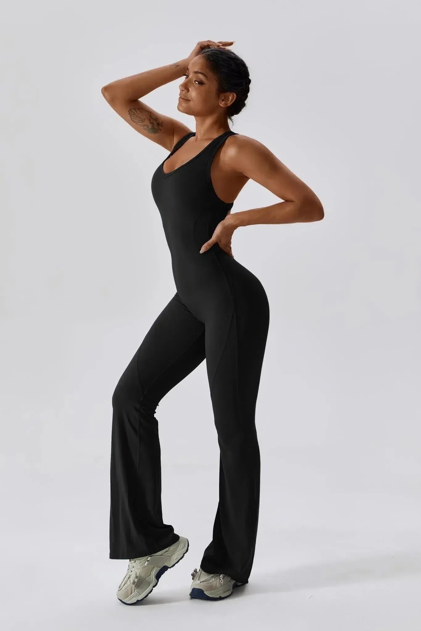 Noelia – Open-back design – Form-fitting jumpsuit-15137996800384-Santi Vento Atelier