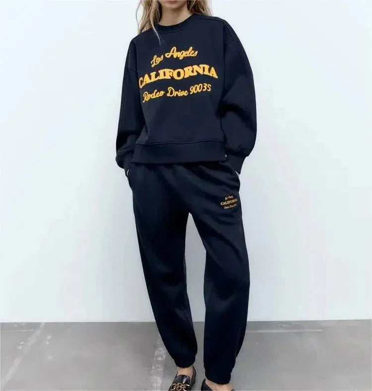 Sierra – Crew neck sweatshirt & jogger-style pants – California lounge set-15141242438016-Santi Vento Atelier