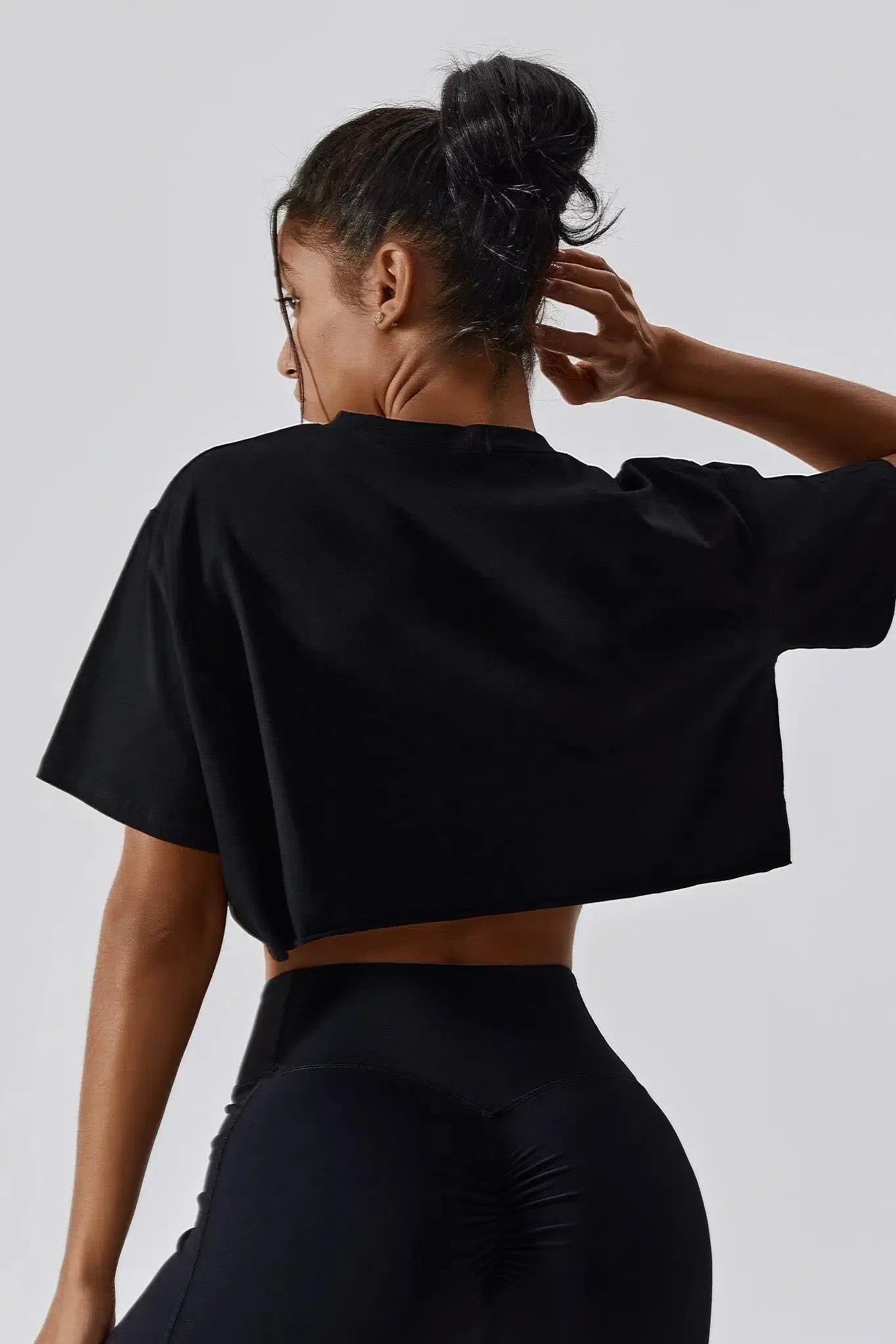 Tove – Cropped tee – 3-piece set-15138002895232-Santi Vento Atelier