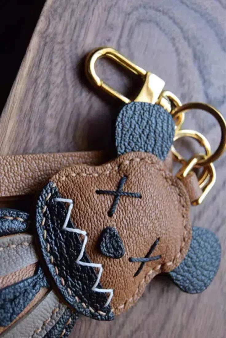 Violent Bear – Bold theme – Bag charm-15137986019712-Santi Vento Atelier